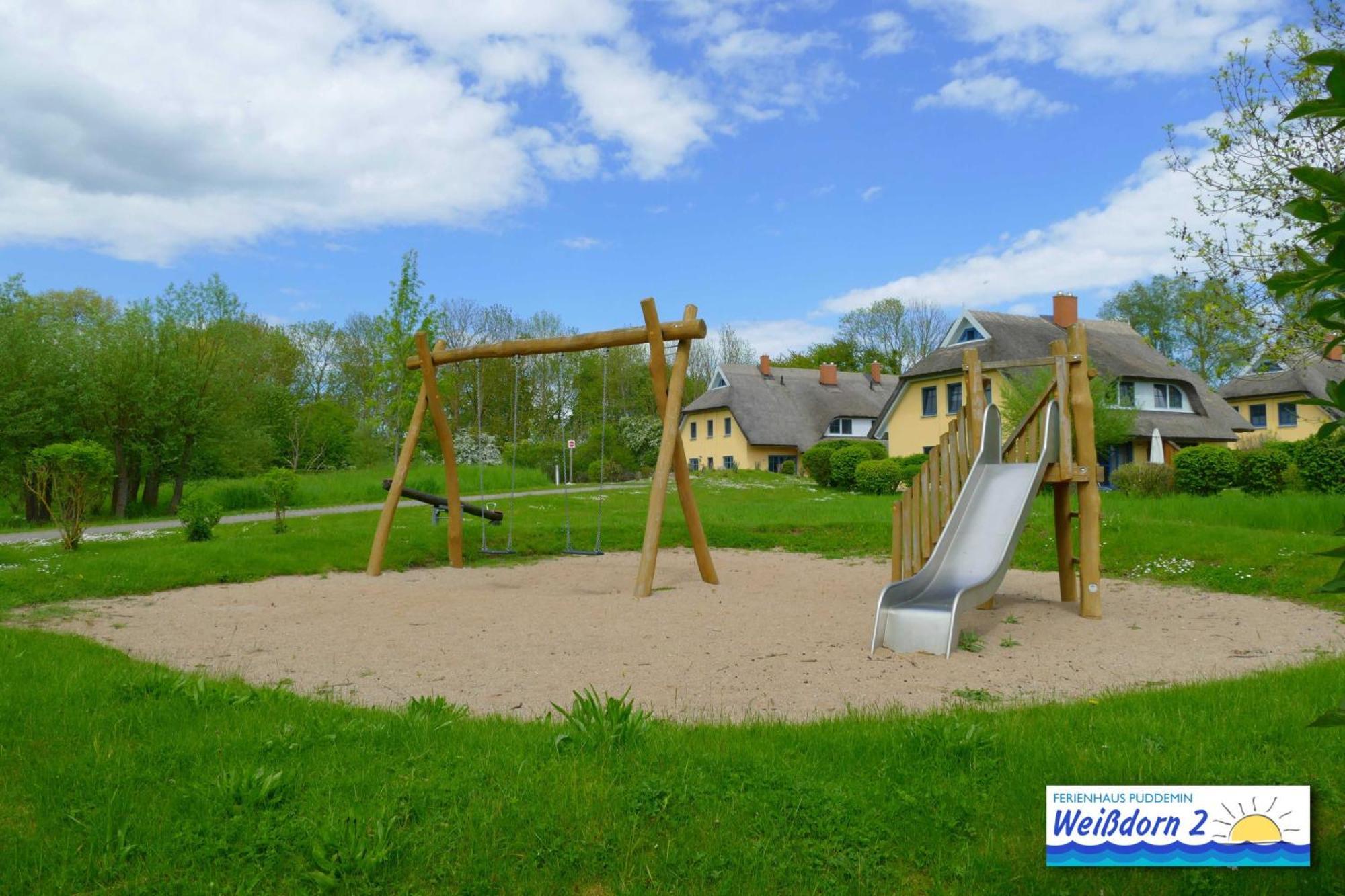 Vila Familienfreundliches Reetdachhaus Weissdorn 2 Puddemin Exteriér fotografie